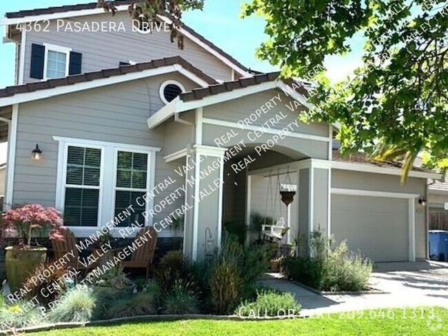 Building Photo - Coming Soon Gorgeous 4 Bedroom 3 Bath 3 Ca... Rental