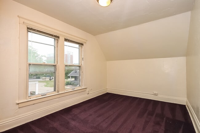 Photo - 1344 Wilmot Ct Homes