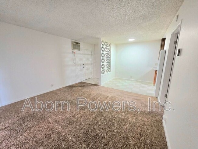 Photo - 1221 B St