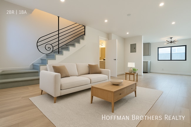 Photo - 6958 Woodman Ave Unit 5