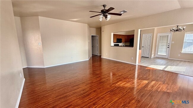 Photo - 2006 Griffin Dr