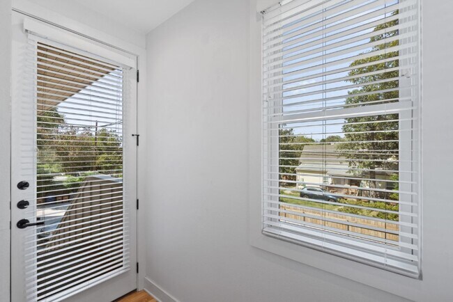 Photo - 4006 Avenue C Unit 4006 Avenue C,  D