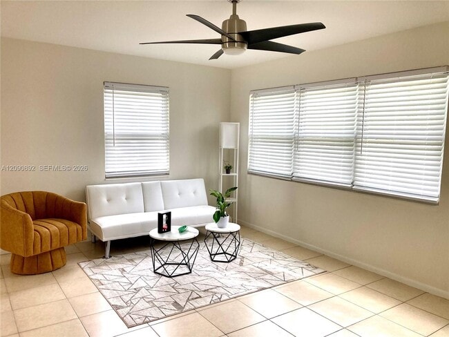 622 Avenida Hermosa