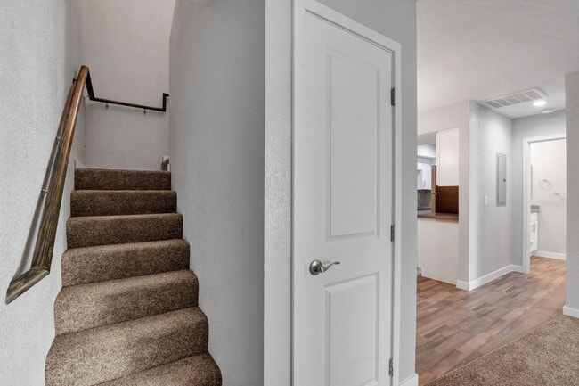 Photo - Cascade Apartments