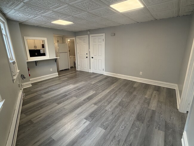 Photo - 6 E Temple Ave Unit 3rd Floor B