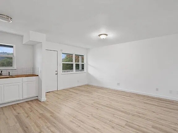 Photo - 1302 S Quinlan Park Rd