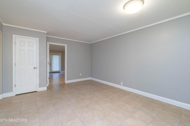 Photo - 431 Canberra Dr Unit 431