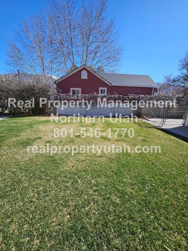 Photo - 3 Bedroom 2 Bath Ogden Duplex