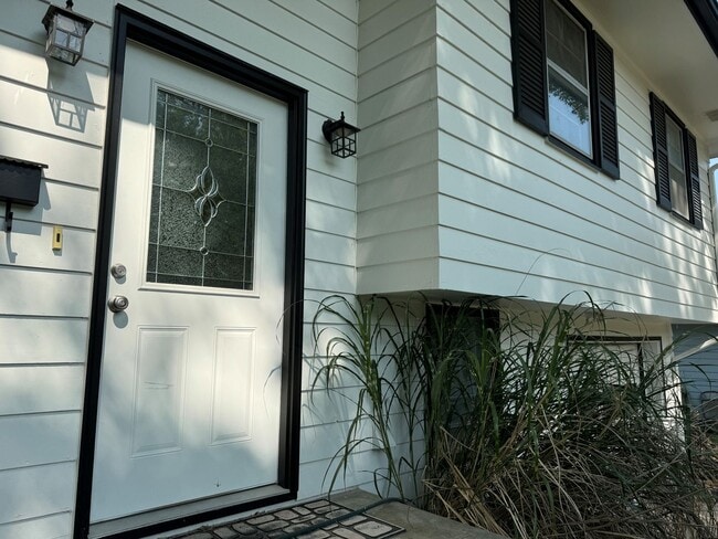 Photo - Spacious Home For Rent In Bellevue