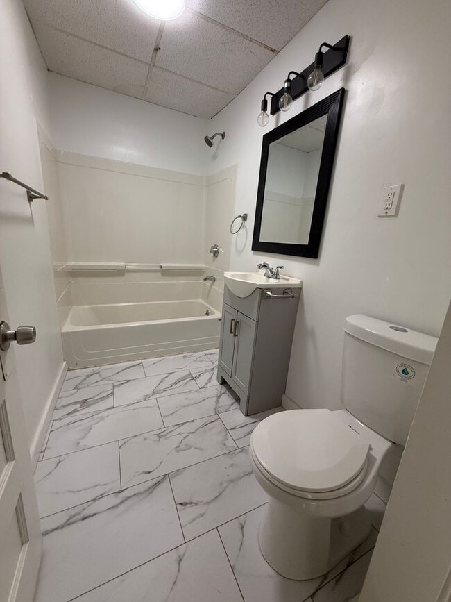 14 Perkins St Unidad 14 Perkins Unit 3