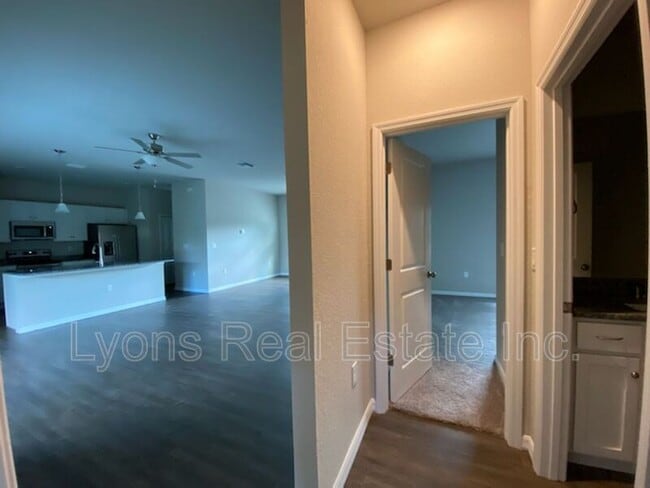 Photo - 23204 Frederick Ave