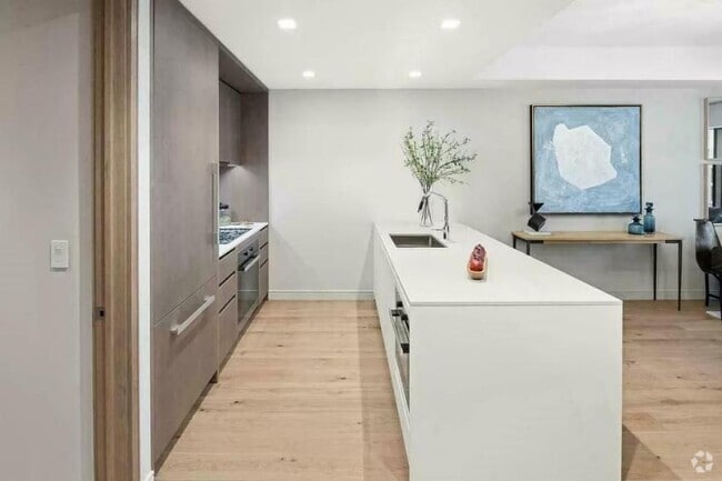 Building Photo - 2 bedroom in BROOKLYN NY 11226 Unit 2B Rental