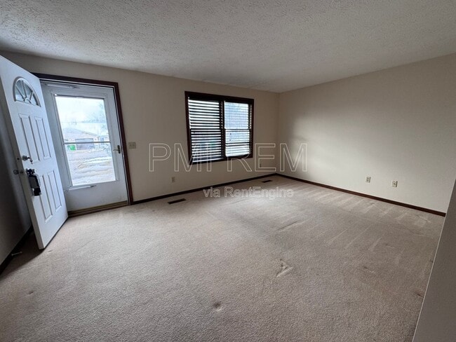 Photo - 1532 Lupe Ave NW