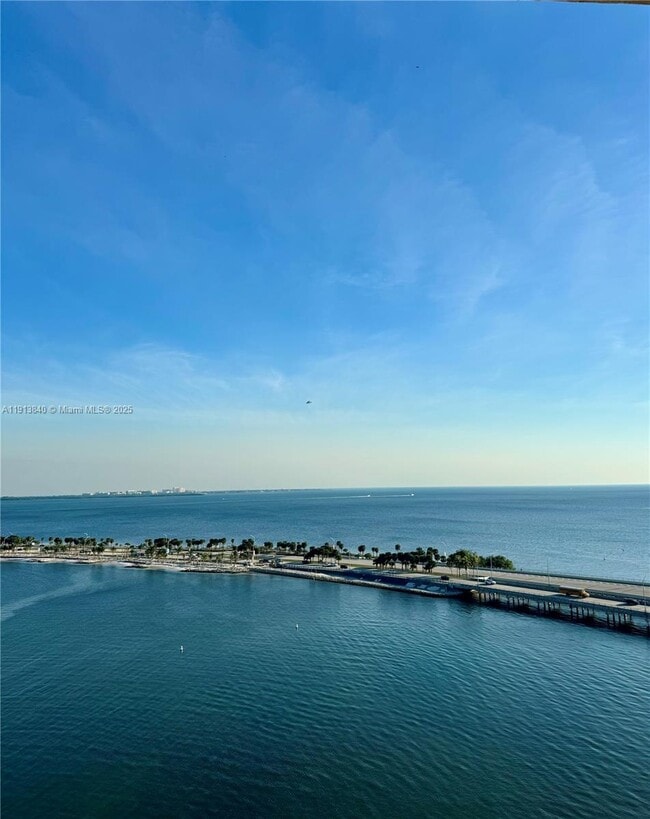 Building Photo - 2451 Brickell Ave Unit 16U