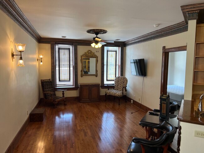 Photo - 906 S 5th St Unidad 201
