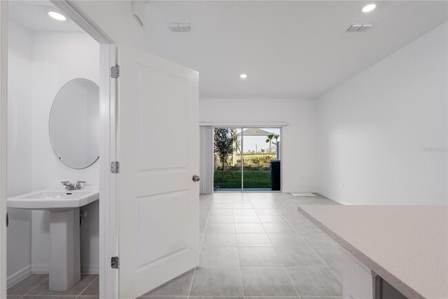 Photo - 14052 Textile Run