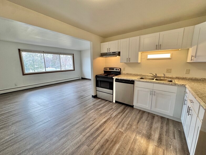 Kitchen and Living