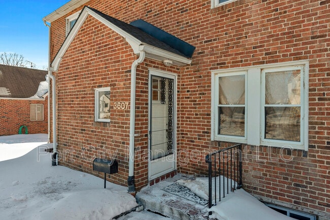 Photo - 3607 Bayonne Ave