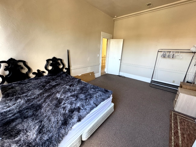 Photo - 1350 Park St Unit 1