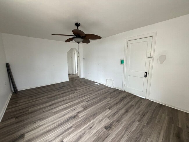 Photo - Lovely 2 Bedroom / 1 Bath for Rent - Section 8 Welcome