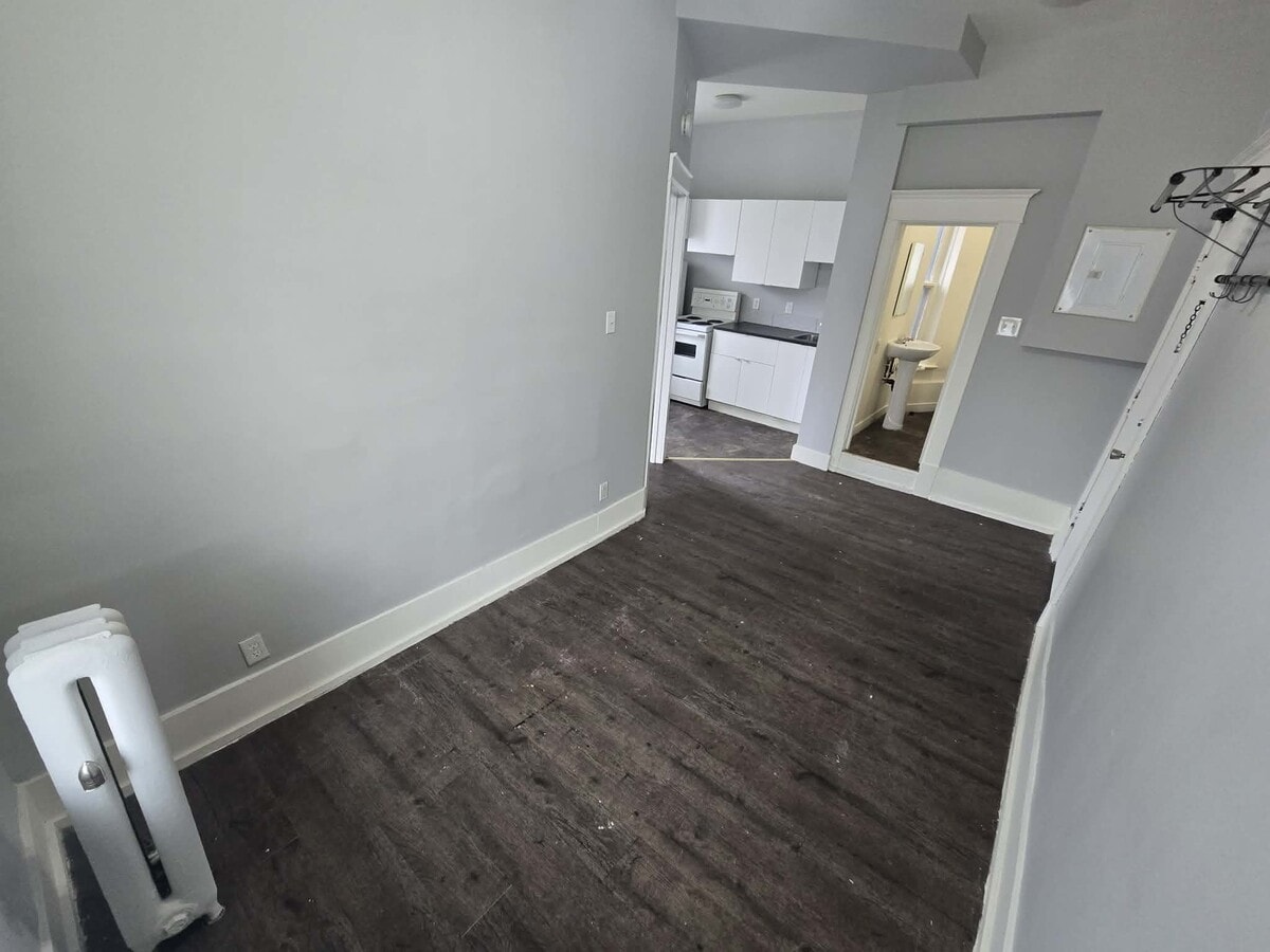 Photo - 501 McMillan Ave Unité 12A