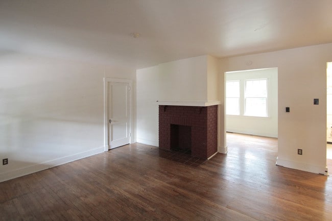 Photo - 320 Whitney Ave Unit 320