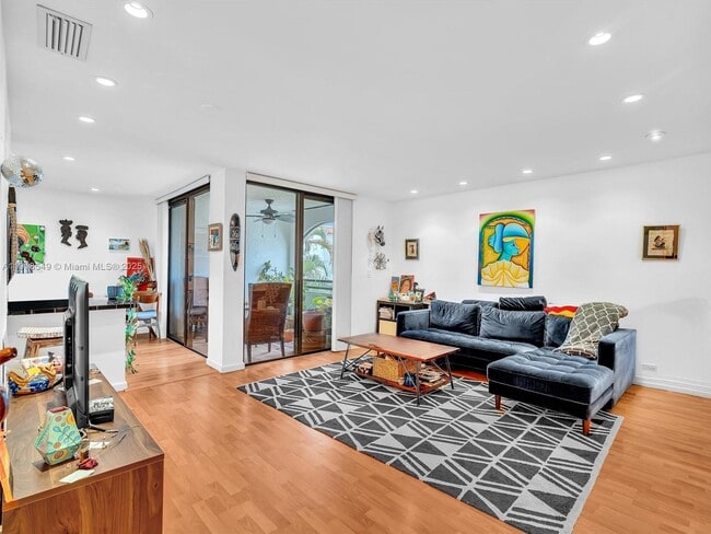 Photo - 3558 Magellan Cir Unit 133