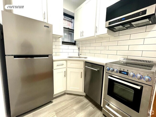 Building Photo - 532 E 82nd St Rental