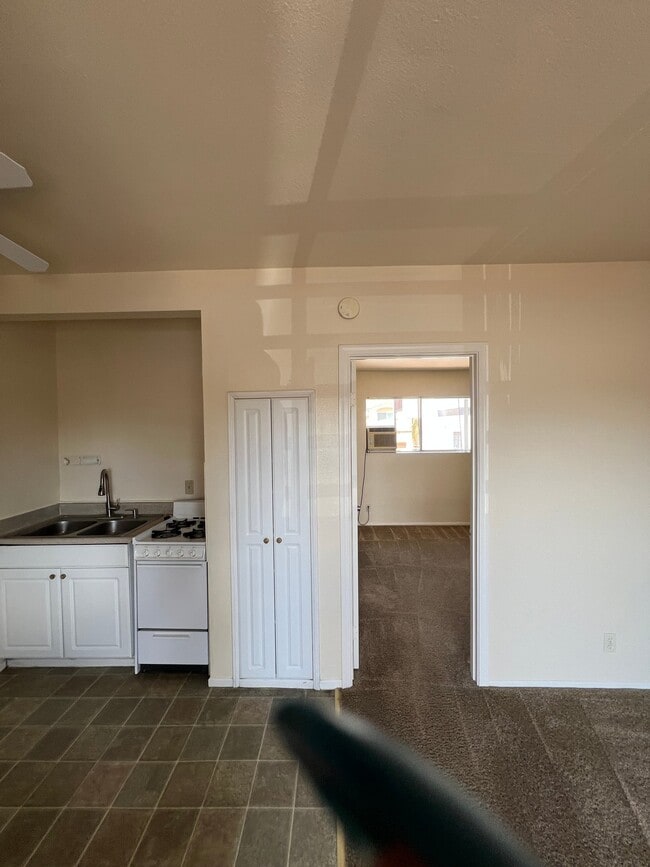 Photo - 5822 Kingman Ave Unidad C