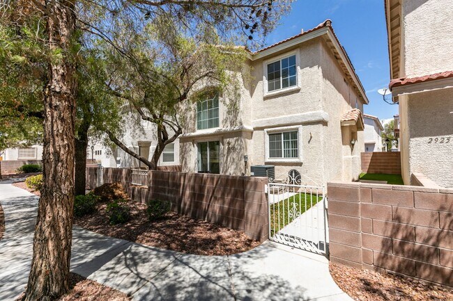 Photo - GORGEOUS OPEN FLOORPLAN*GATED COMMUNITY*CO...