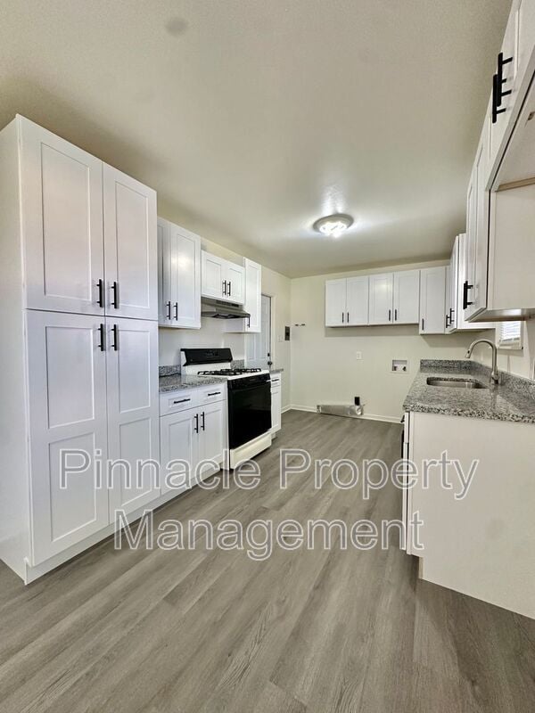 Photo - 2632 Raney St