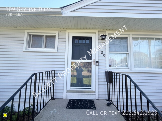 Photo - 109 Skyline Dr