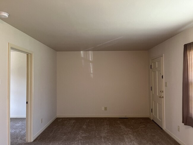 Photo - 246 McGavock Pk