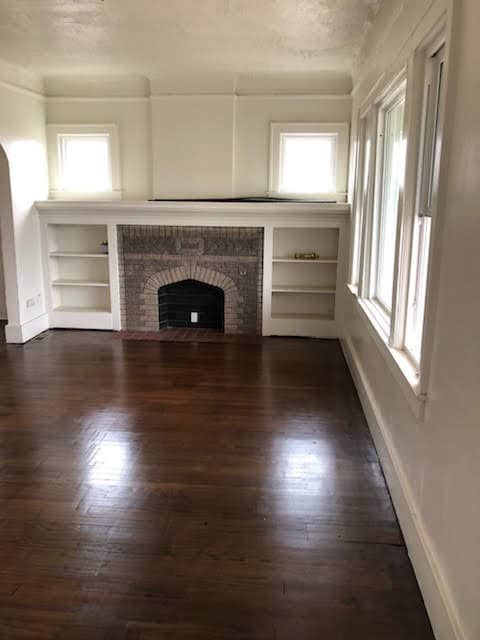 Photo - 1637 Outer Dr E