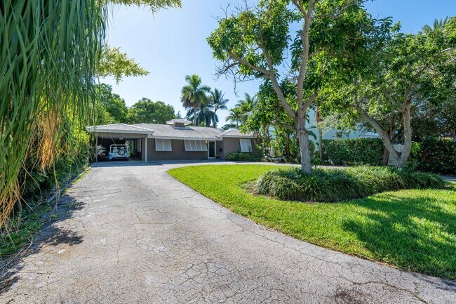 Photo - 224 N Gordon Rd