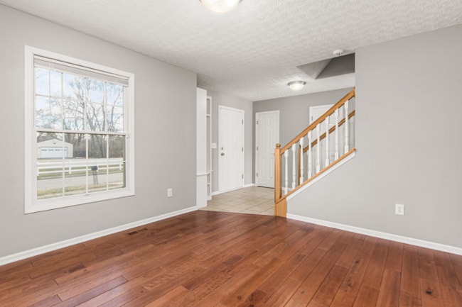 Photo - 4409 Leppert Rd