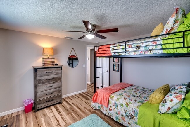 Photo - MAVEs VACA 6434-6436 5th St W. Bradenton 34207 Unit 6436