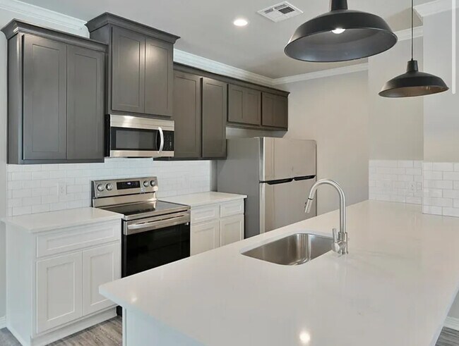 Photo - 511 Cooner St