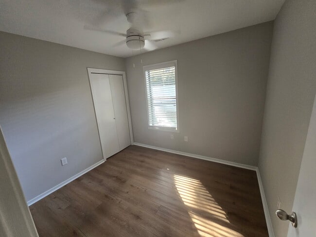 Photo - 1739 River Front Dr