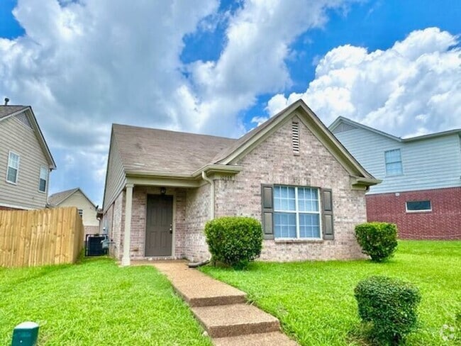 Building Photo - Cordova 3 Bedroom 2 Bath Home Available Now!