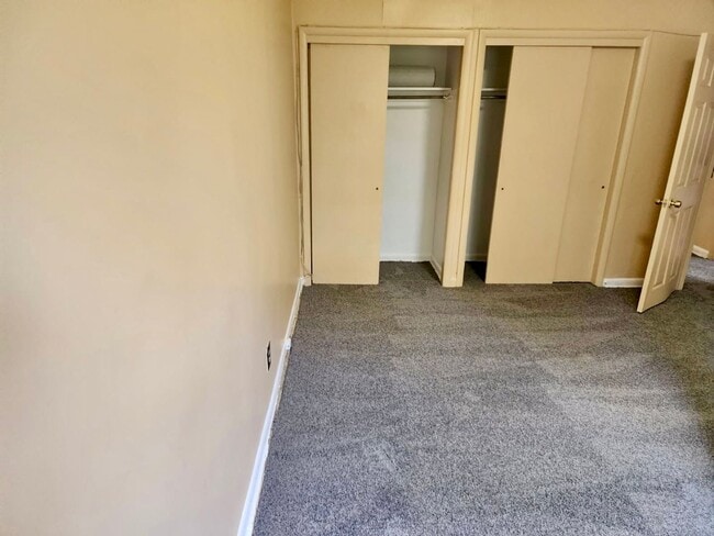 Photo - 109 Main St Unit Apt B