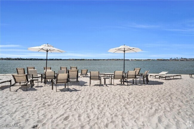 Building Photo - 11811 Venetian Lagoon Dr Unit 202 Rental