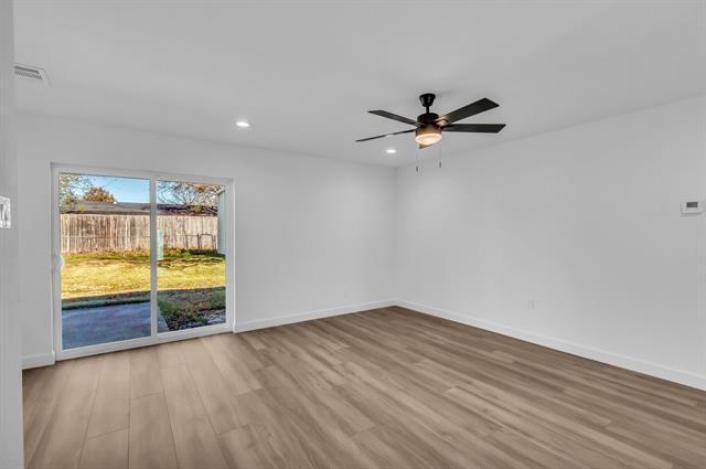 Photo - 817 N Shore Dr