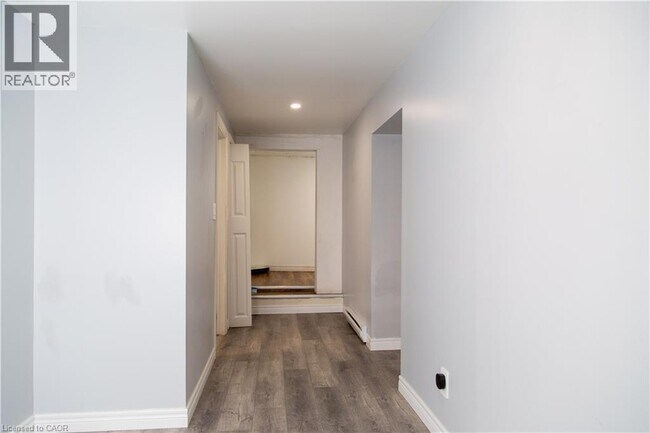 Photo - 104 South Street E Unit Lower