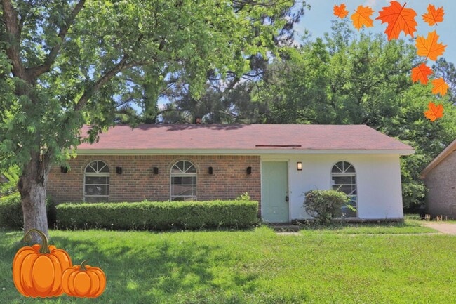 Charming 3-bedroom waiting to be yours !! - Charming 3-bedroom waiting to be yours !!