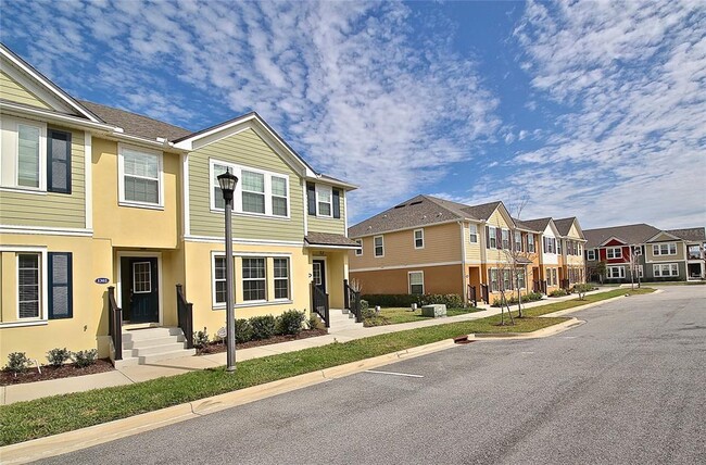 Photo - 1302 Mill Pond Ln Townhome