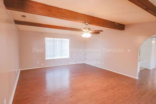 Photo - 6570 Oxen Rd