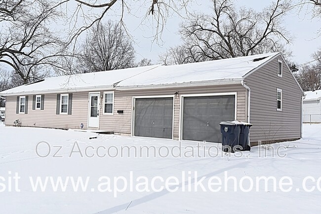 Photo - 4934 Appleton Ave