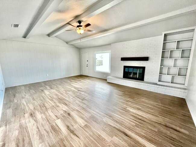 Photo - 3/2/2 In Idalou