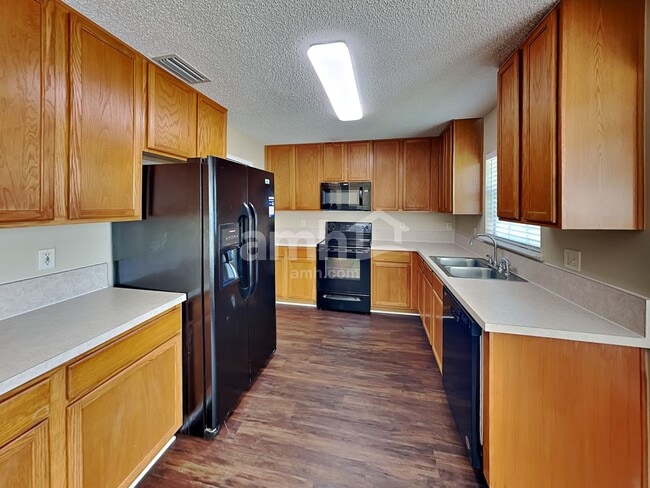 Photo - 1767 Saw Lake Dr